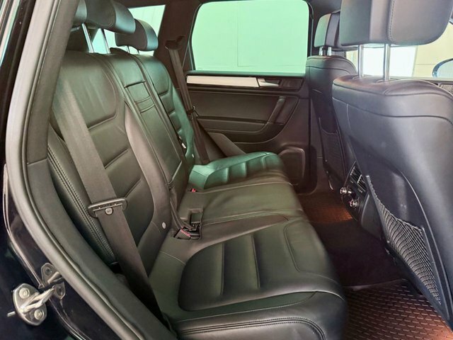 Volkswagen Touareg Tdi V6 Bluemotion Tech Se Black #13
