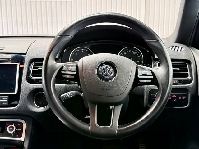 Volkswagen Touareg Tdi V6 Bluemotion Tech Se Black #9