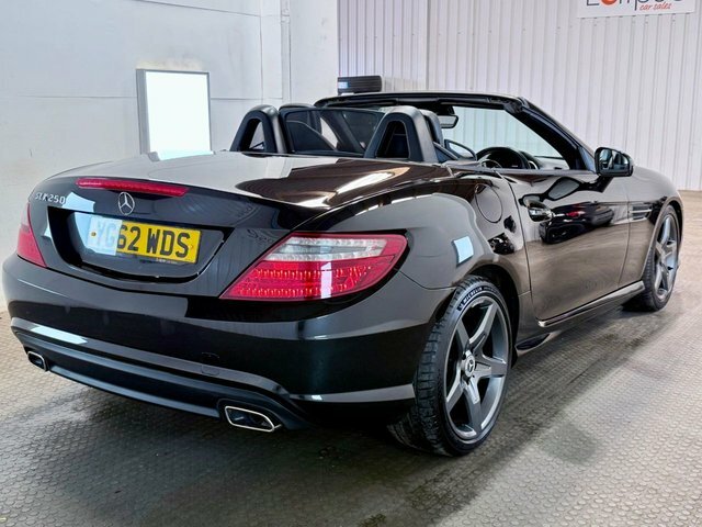 Mercedes-Benz SLK 2012 2.1 Slk250 Cdi Blueefficiency Amg Sport Conve Black #4