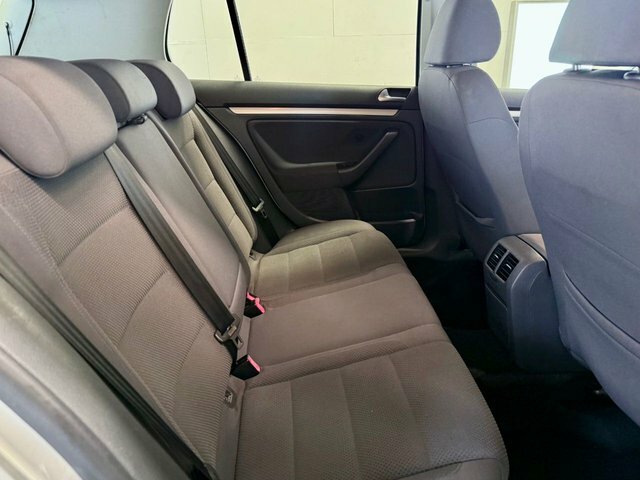 Volkswagen Golf Gt Sport Tdi Dsg 5-Door Silver #13