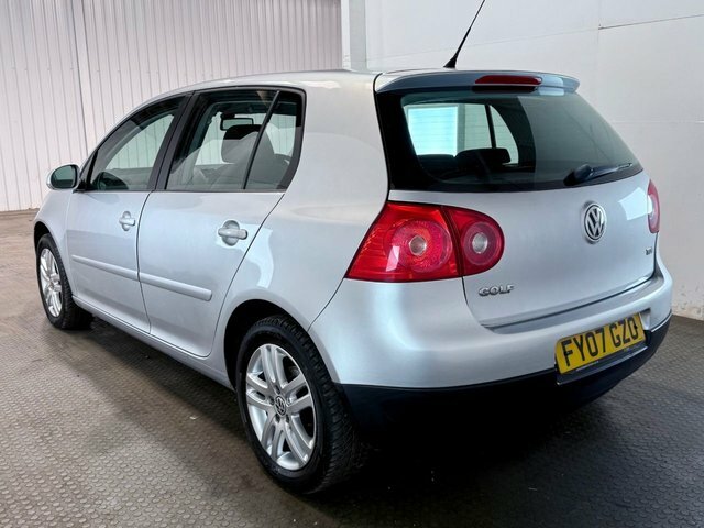 Volkswagen Golf Gt Sport Tdi Dsg 5-Door Silver #4