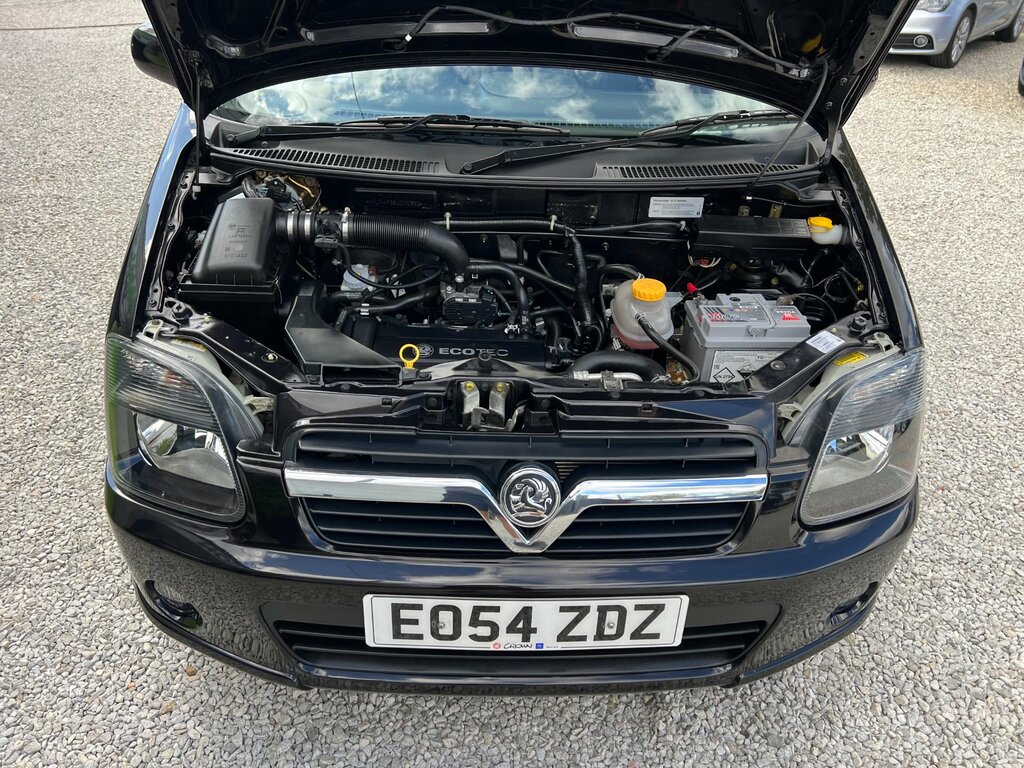 Vauxhall Agila Estate 16V Twinport Design 2004 Silver #8