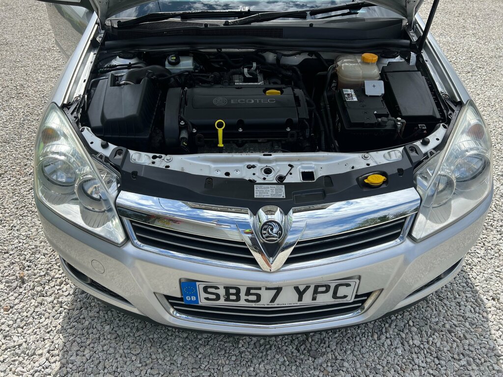 Vauxhall Astra 1.6I 16V Design Hatchback Easytronic 1 Silver #5