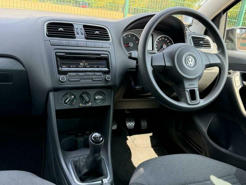 Volkswagen Polo Se White #10