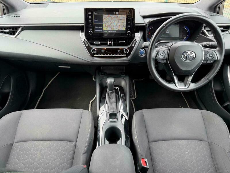 Toyota Corolla 1.8 Vvt-h Icon Tech White #5