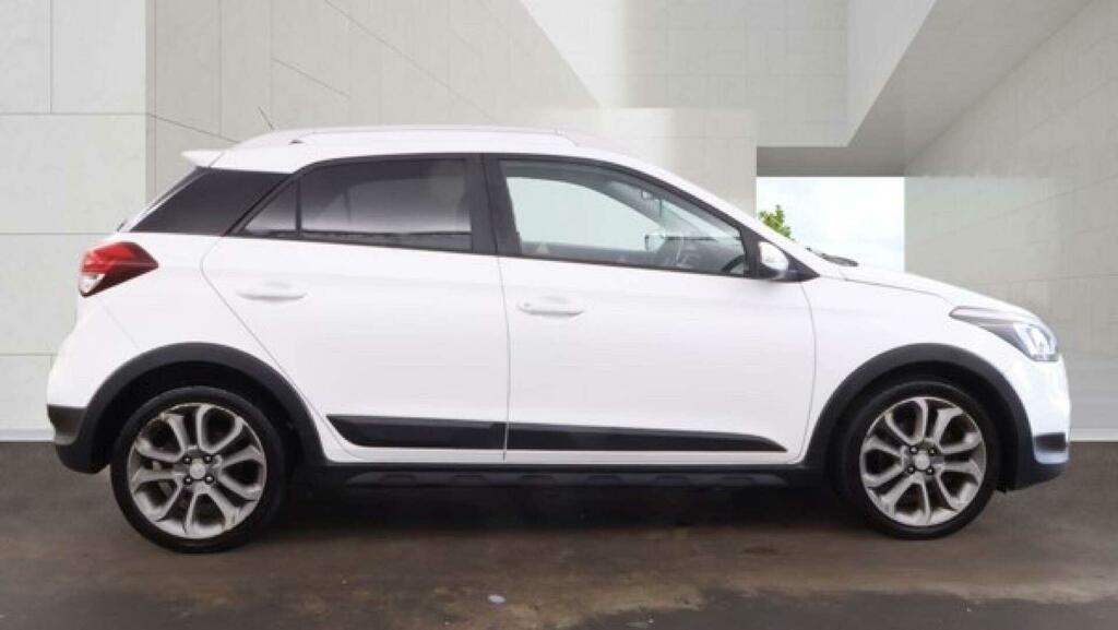 Hyundai I20 Active CE18GLF White #5