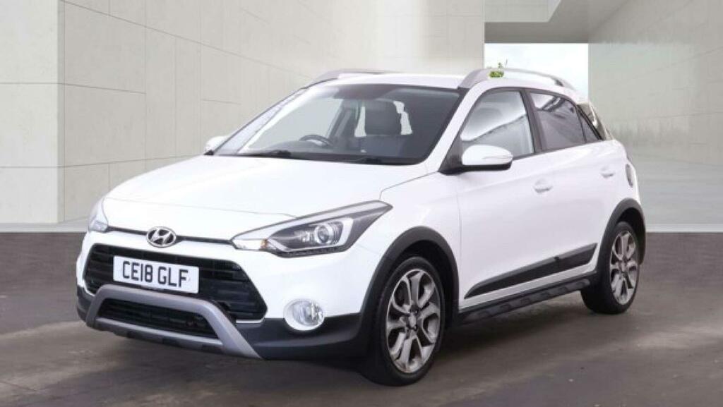 Hyundai I20 Active CE18GLF White #2