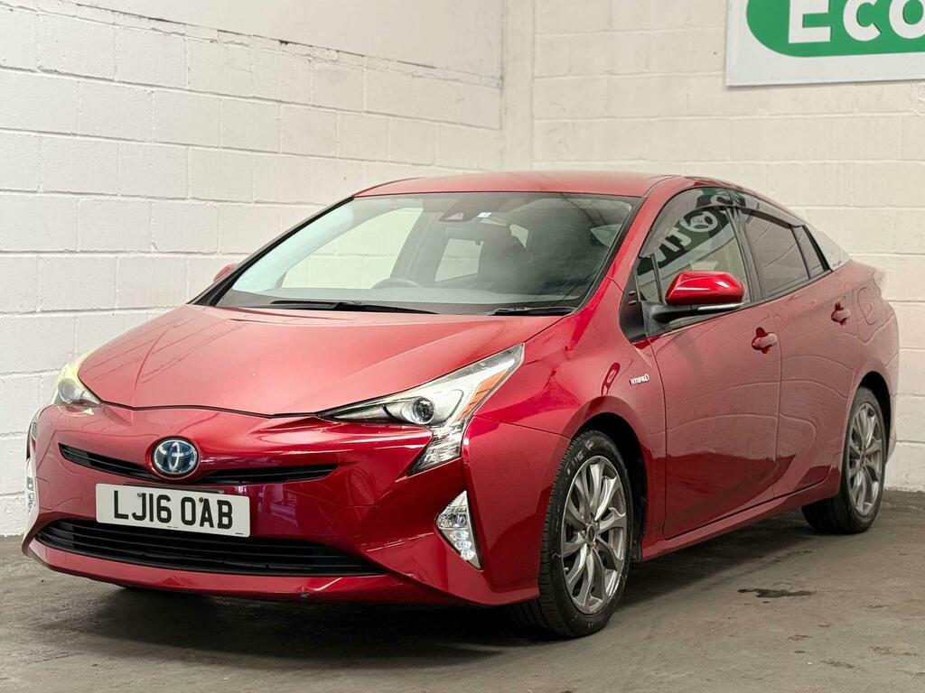 Toyota Prius 1.5 Cvt Red #4