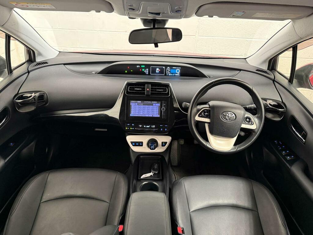 Toyota Prius 1.5 Cvt Red #2