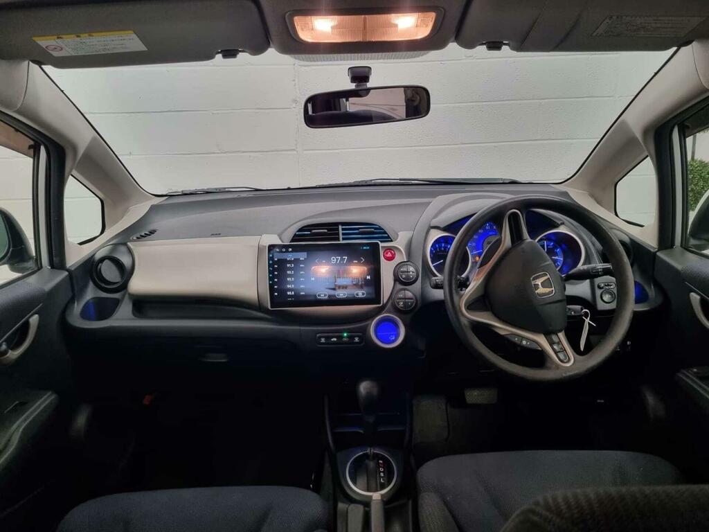 Honda Jazz 1.3 Silver #2