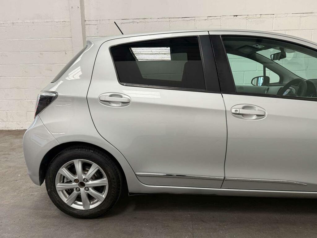 Toyota Yaris 1.5 Vvt-h Trend Cvt Euro 5 Silver #22