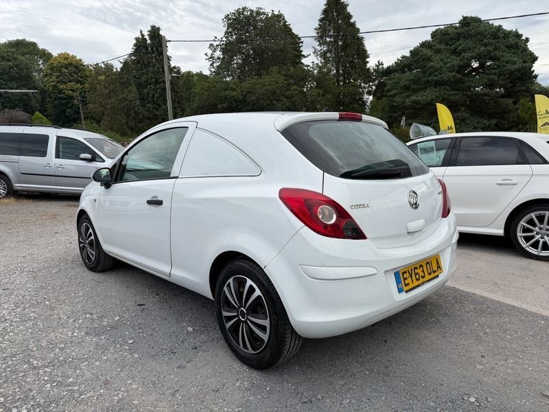 Vauxhall Corsa Great Small Van Cdti White #4
