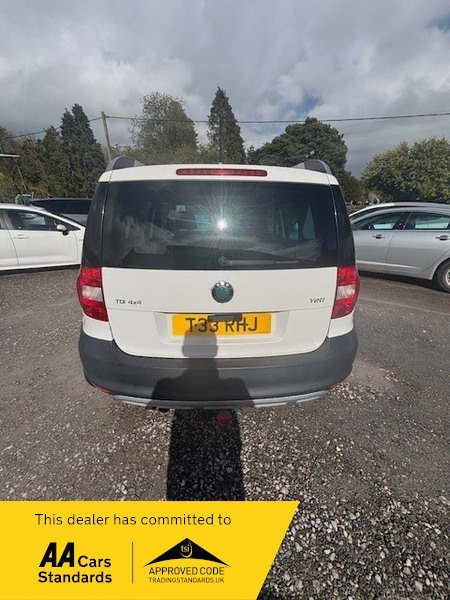 Skoda Yeti Reduced By 500 Laurin White #4