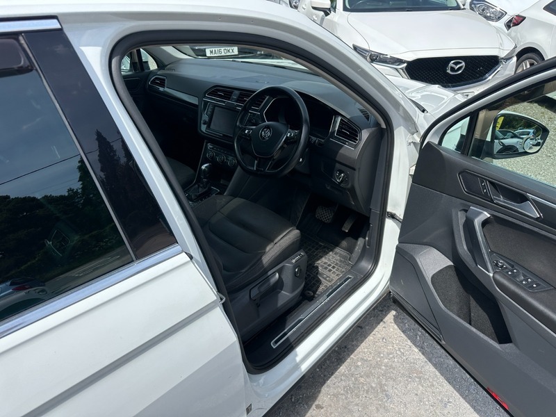 Volkswagen Tiguan Reduced By 1000 Sel White #6
