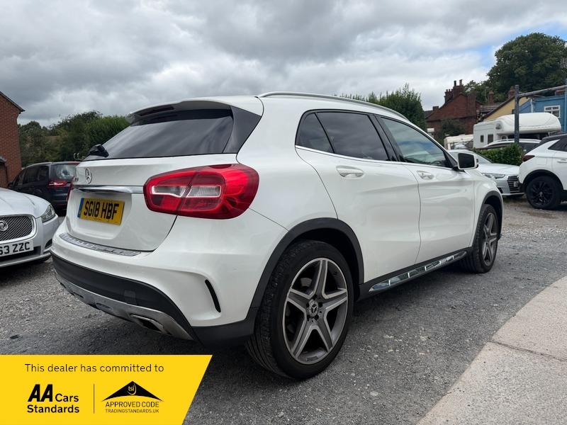 Mercedes-Benz GLA Class Reduced By 1100 Gla White #5