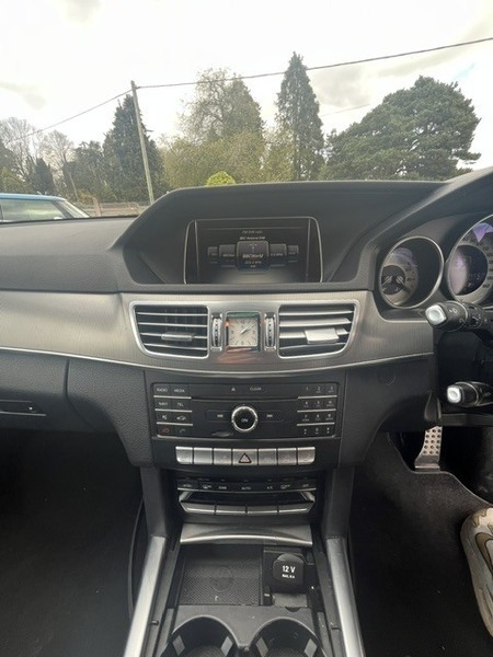 Mercedes-Benz E Class Reduced By 500 E220 Blue #5
