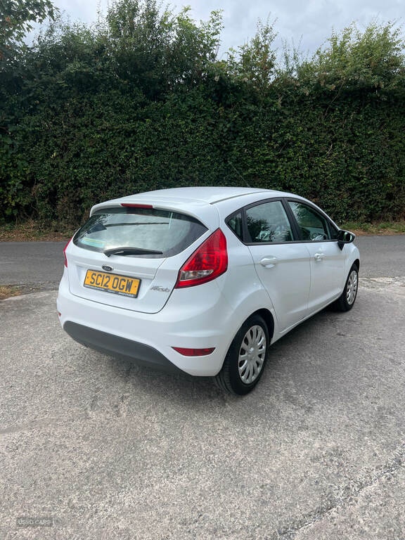 Ford Fiesta 1.4 Tdci 70 Edge SC12OGW White #4