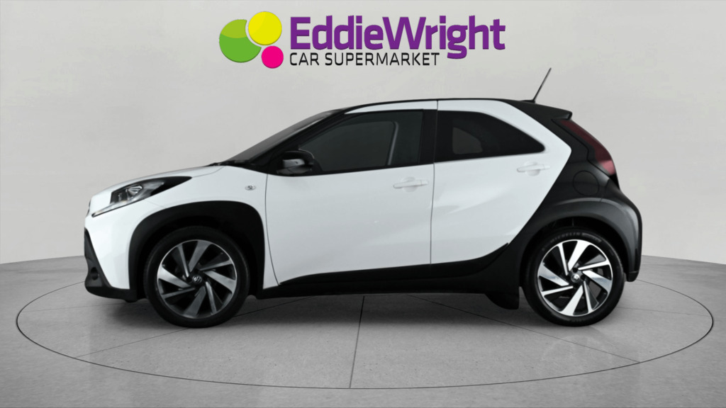Toyota Aygo X 1.0 Vvt-i Edge Vq YF23UOV #4