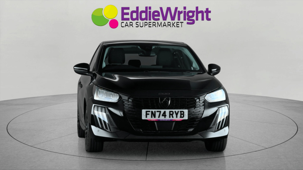 Peugeot 208 1.2 Hybrid Allure Vq #2