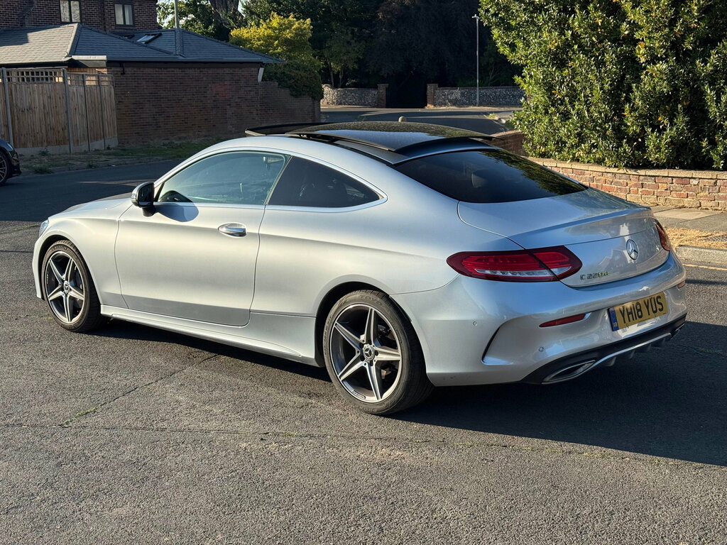 Mercedes-Benz C Class 2.1 C220d Amg Line Premium Coupe G-tr Silver #3