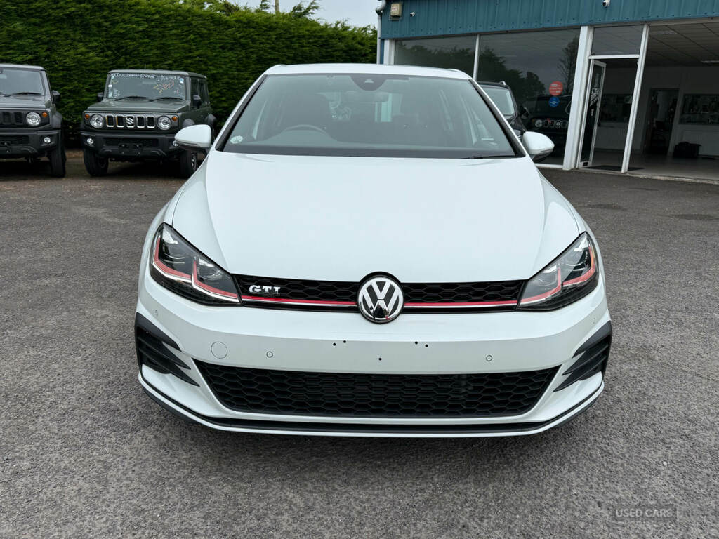 Volkswagen Golf 2.0 Gti Dsg Dcc White #2