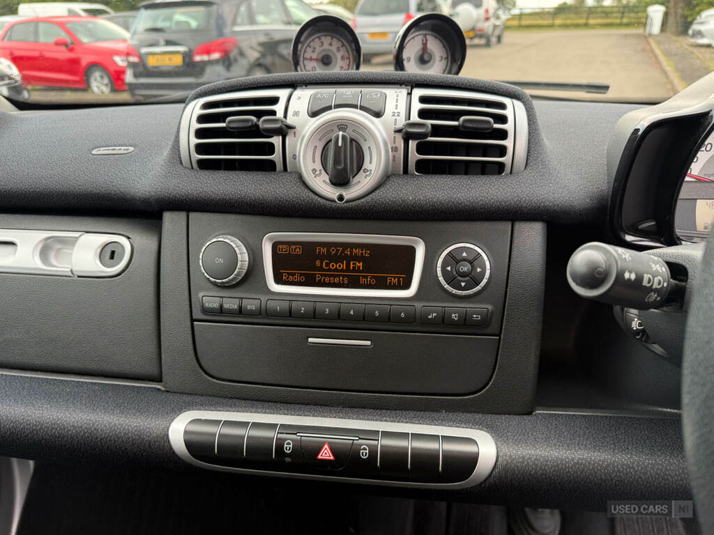 Smart Fortwo 1.0 201160 Mhd Pulse 2 Seats Ulez Fre White #11