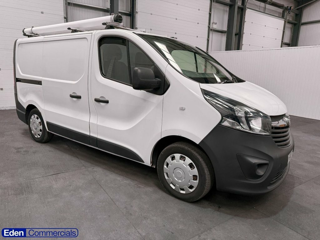 Vauxhall Vivaro Mpv White