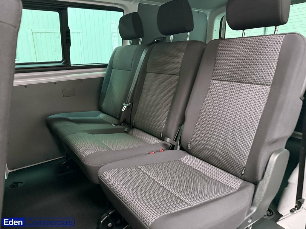 Volkswagen Transporter T32 Tdi 150 Van Commerce Plus Swb White #18