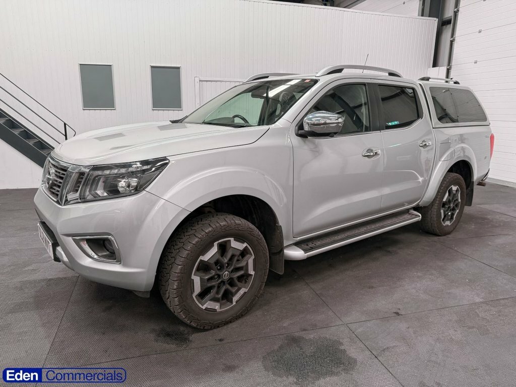 Nissan Navara Navara Tekna Dci White #11