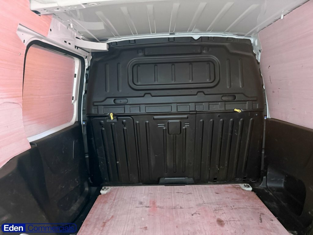 Citroen Berlingo 1.5L Enterprise Edition M White #4