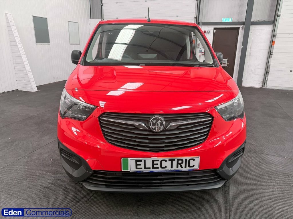 Vauxhall Combo-e Life 52Kwh Design XL Mpv 7.4Kw Charg #12