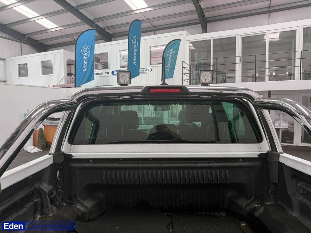 Ford Ranger 2L Limited White #5