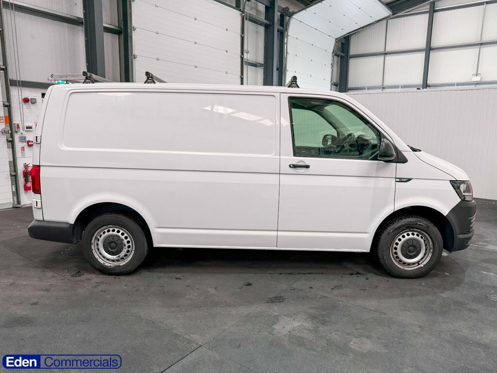 Volkswagen Transporter 2L Startline White #2