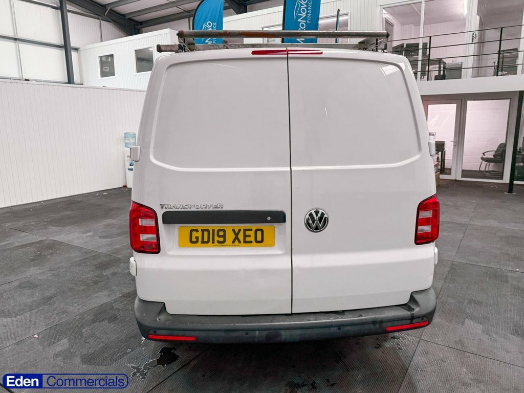 Volkswagen Transporter 2L Startline White #5