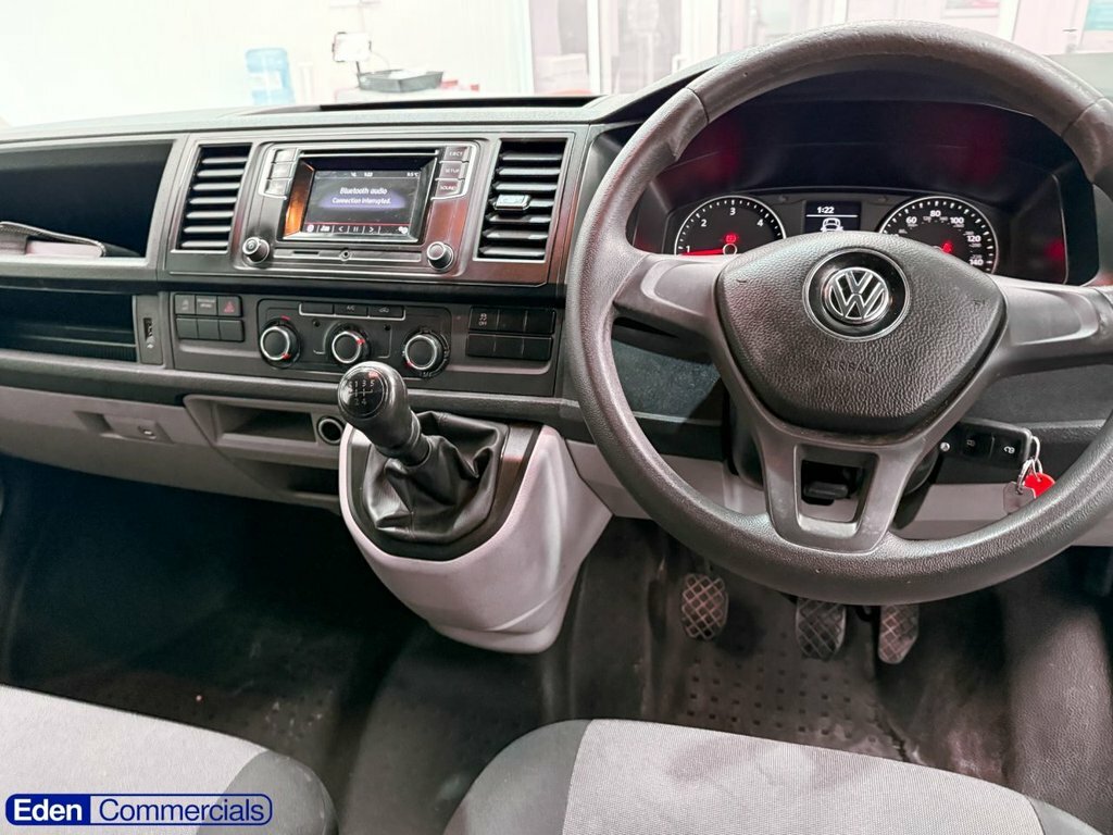 Volkswagen Transporter 2.0 Tdi Bmt 150 Highline Kombi Van Grey #14