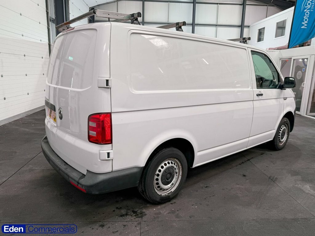 Volkswagen Transporter 2L Startline White #4