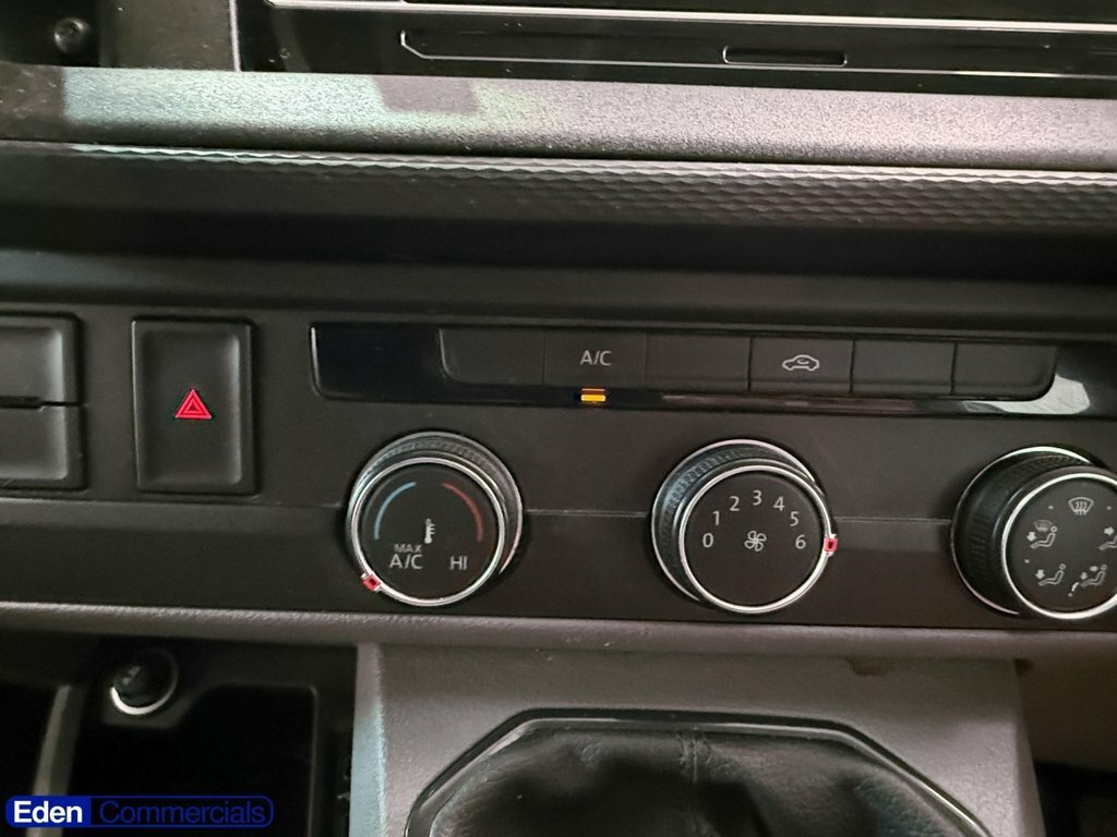 Volkswagen Transporter 2.0 Tdi T28 Highline Panel Van F White #20