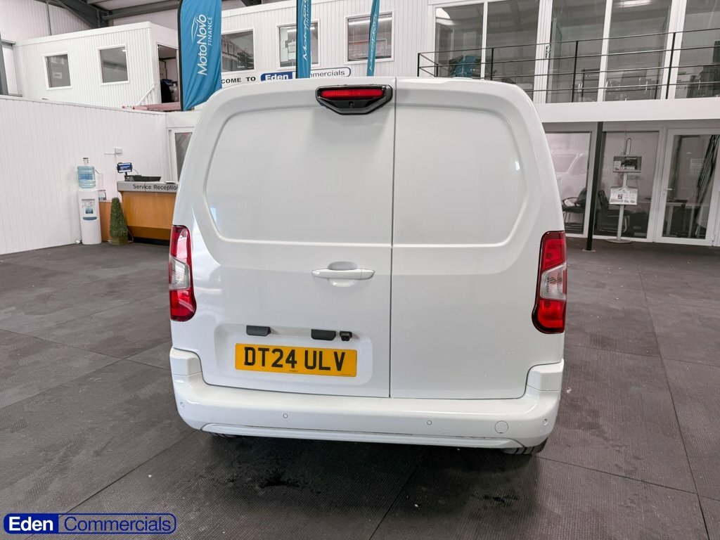 Vauxhall Combo 1.5L Pro White #5