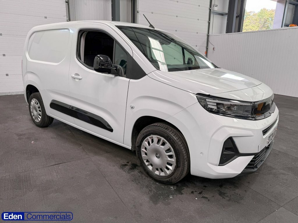 Vauxhall Combo 1.5L Pro White