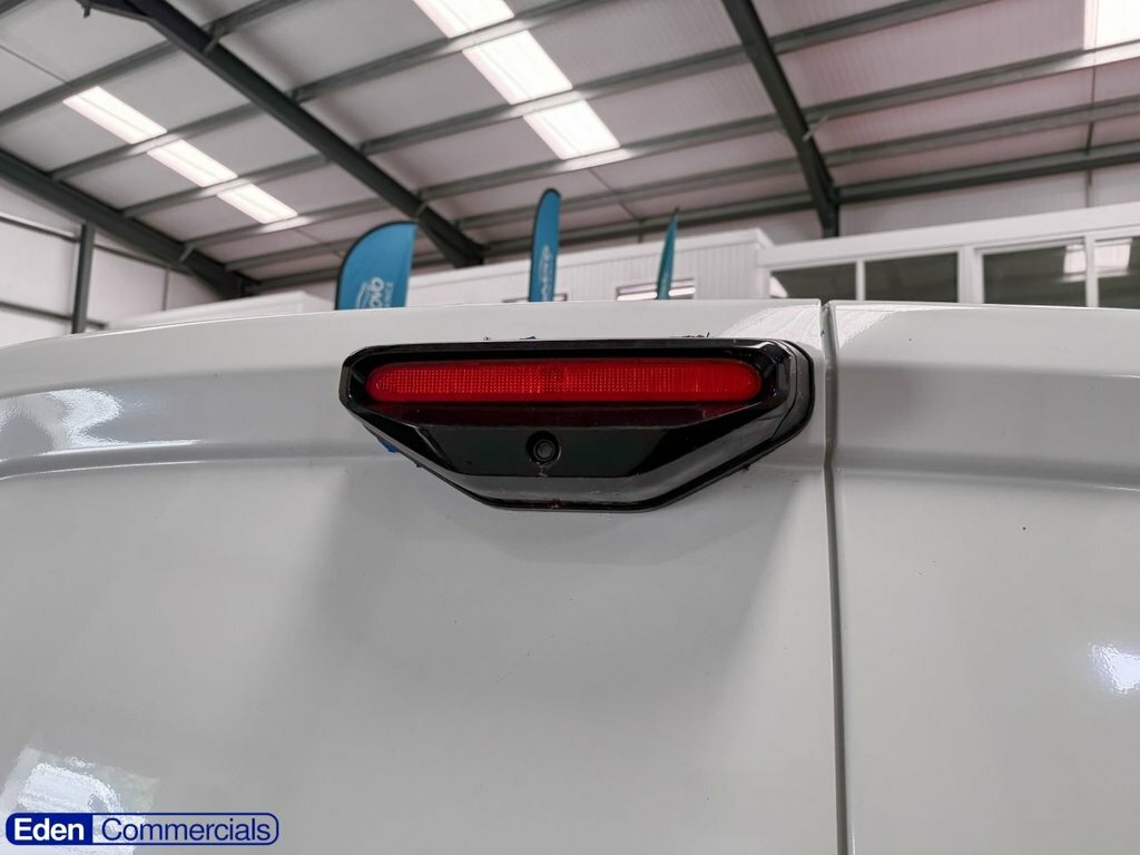 Vauxhall Combo 1.5L Pro White #6