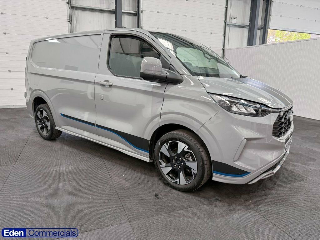 Ford Transit Custom 320 Sport L1 Swb Rwd 160Kw 65Kwh Low Roof Blue #1