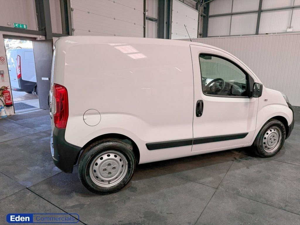 Fiat Fiorino Mpv White #4