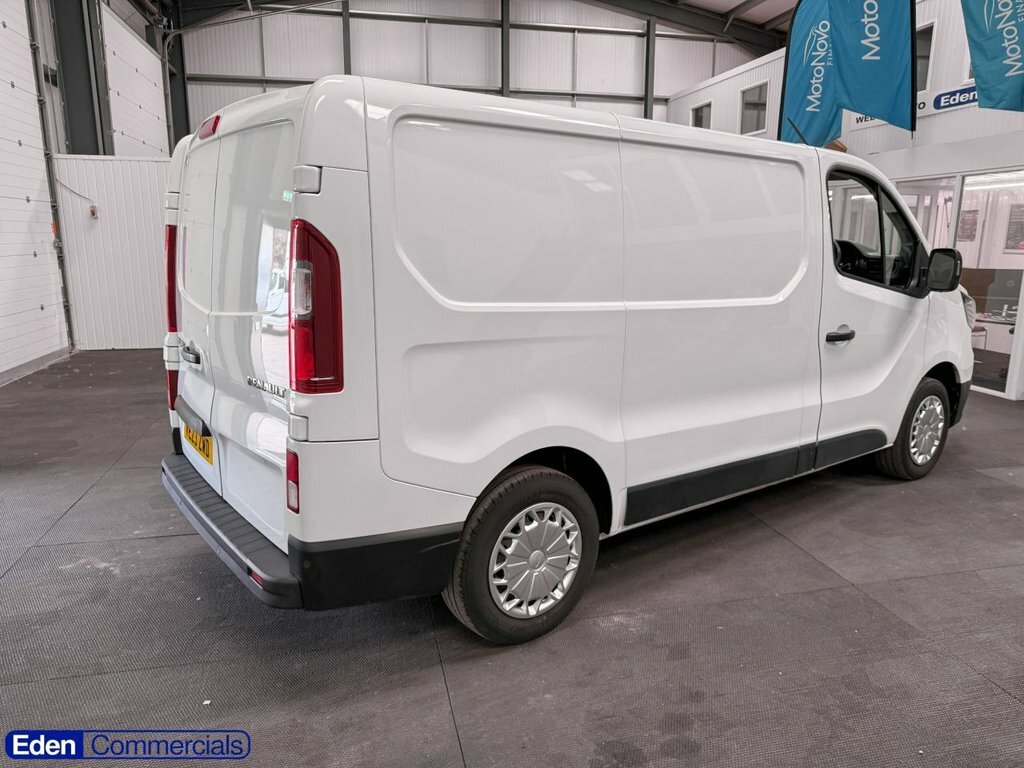 Renault Trafic 2L Advance White #4