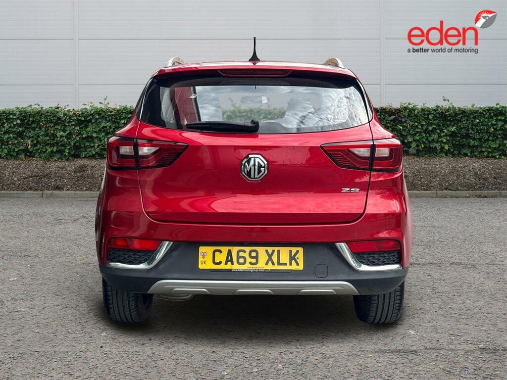 MG ZS Exclusive Red #6
