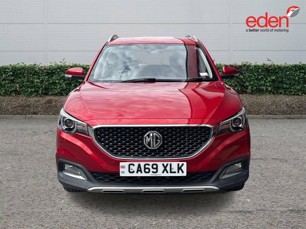MG ZS Exclusive Red #2