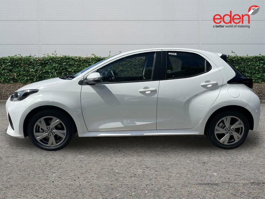 Mazda 2 Exclusive Line #4