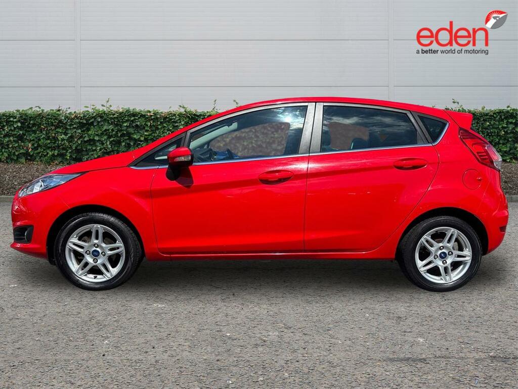 Ford Fiesta Zetec Red #4
