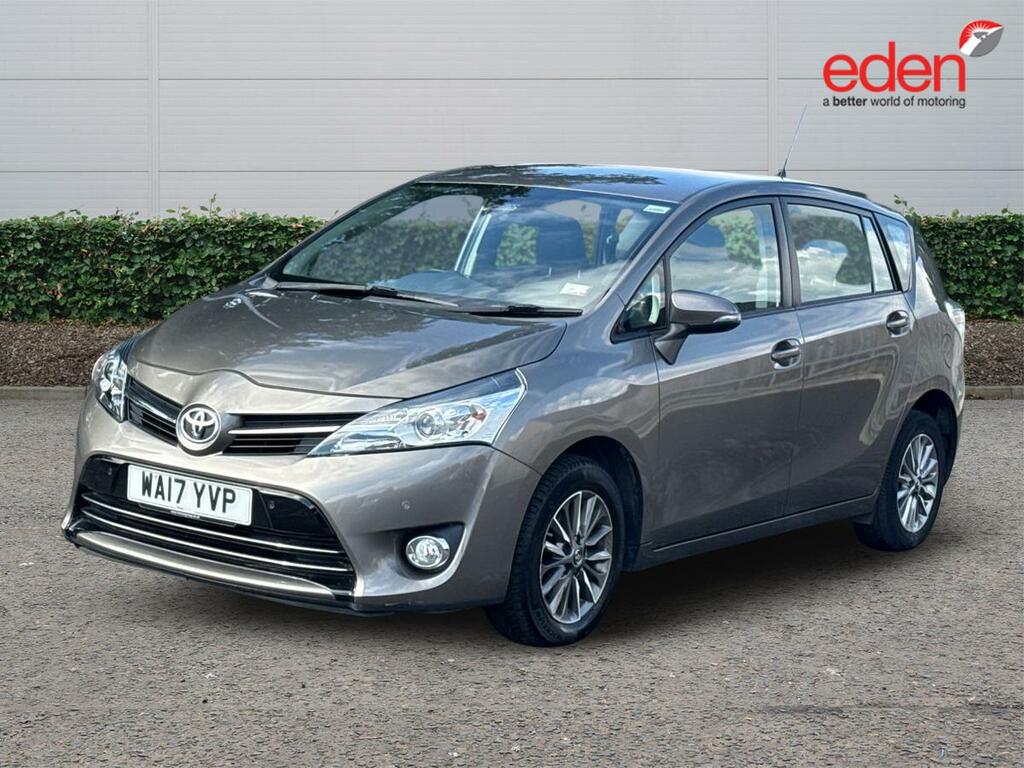 Toyota Verso Icon Brown #3