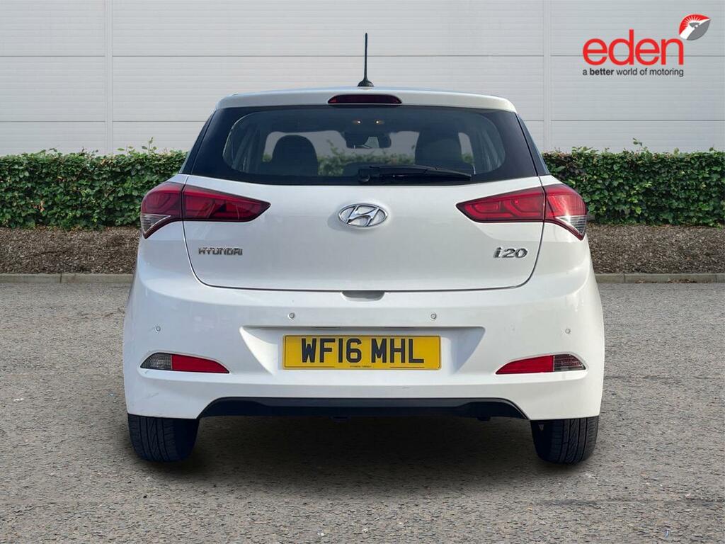 Hyundai I20 Hatchback 1.2 Blue Drive Se Euro 6 Ss 2016 Silver #6