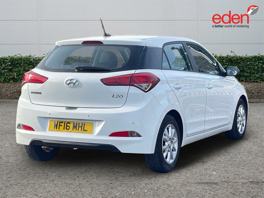 Hyundai I20 Hatchback 1.2 Blue Drive Se Euro 6 Ss 2016 Silver #7